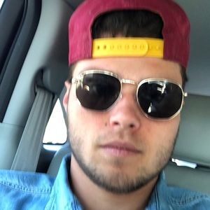 Meet your Posher, Alex